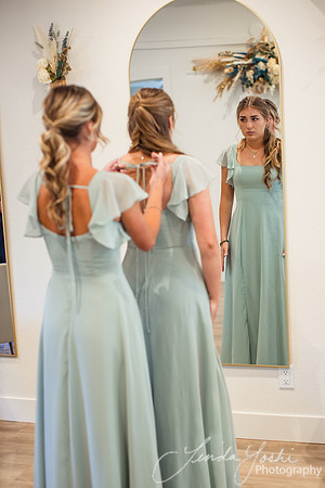 GettingReady-29