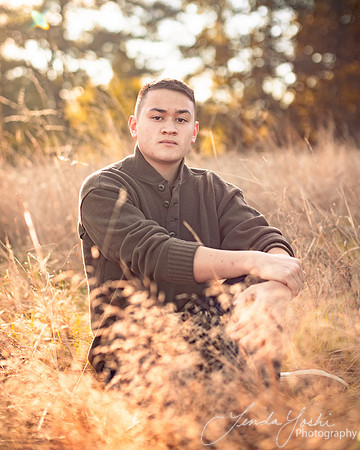 Senior-Ethan-17