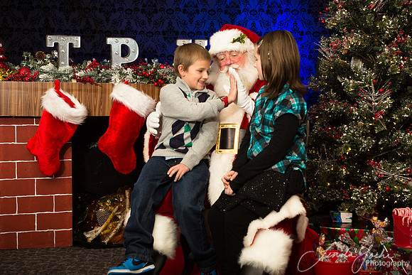 UPChristmasParty2017-32