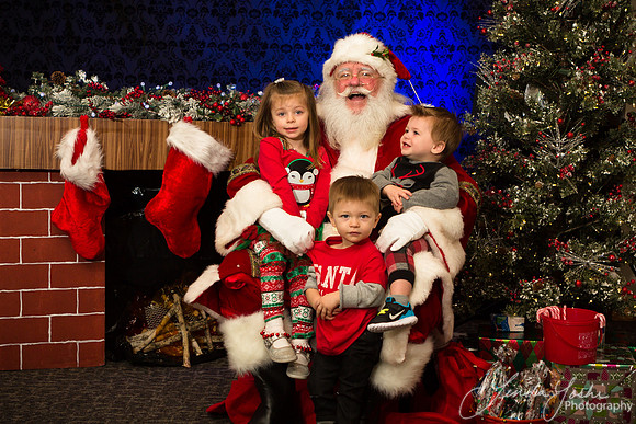 UPChristmasParty2017-105