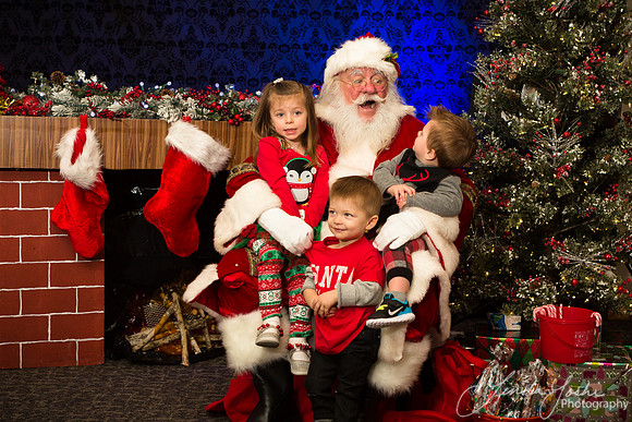 UPChristmasParty2017-106