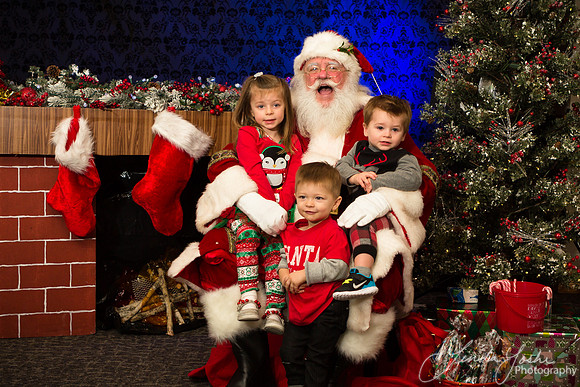 UPChristmasParty2017-107