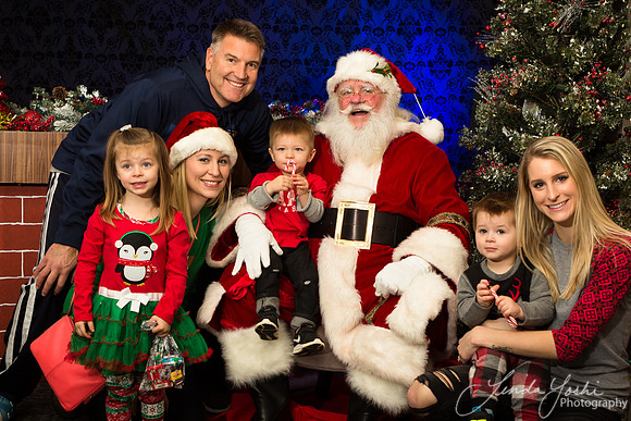 UPChristmasParty2017-108
