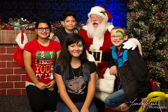 UPChristmasParty2017-129